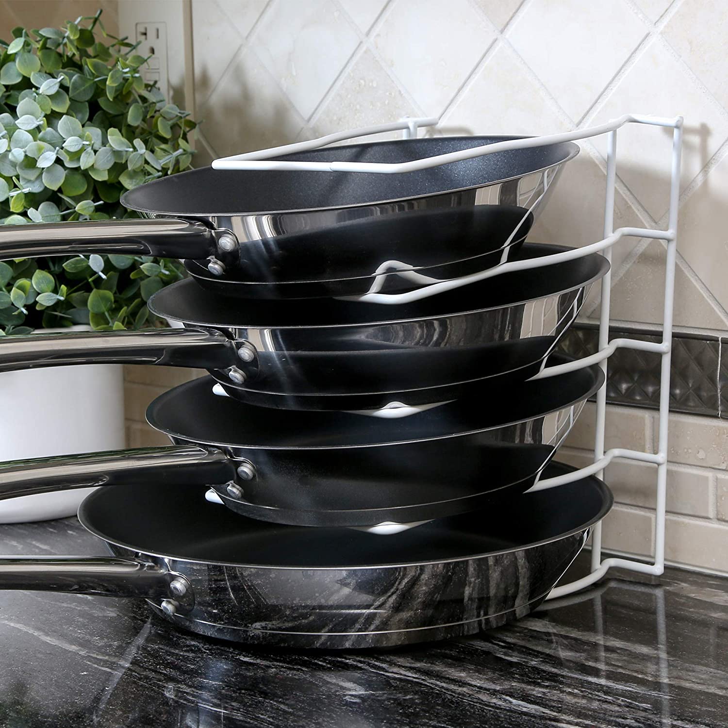 Bakeware and Lid Storage Rack with 4-Compartment Dividers